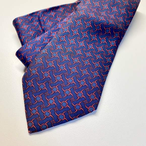 HERMES NECKTIE - 100% SILK - Picture 9 of 10